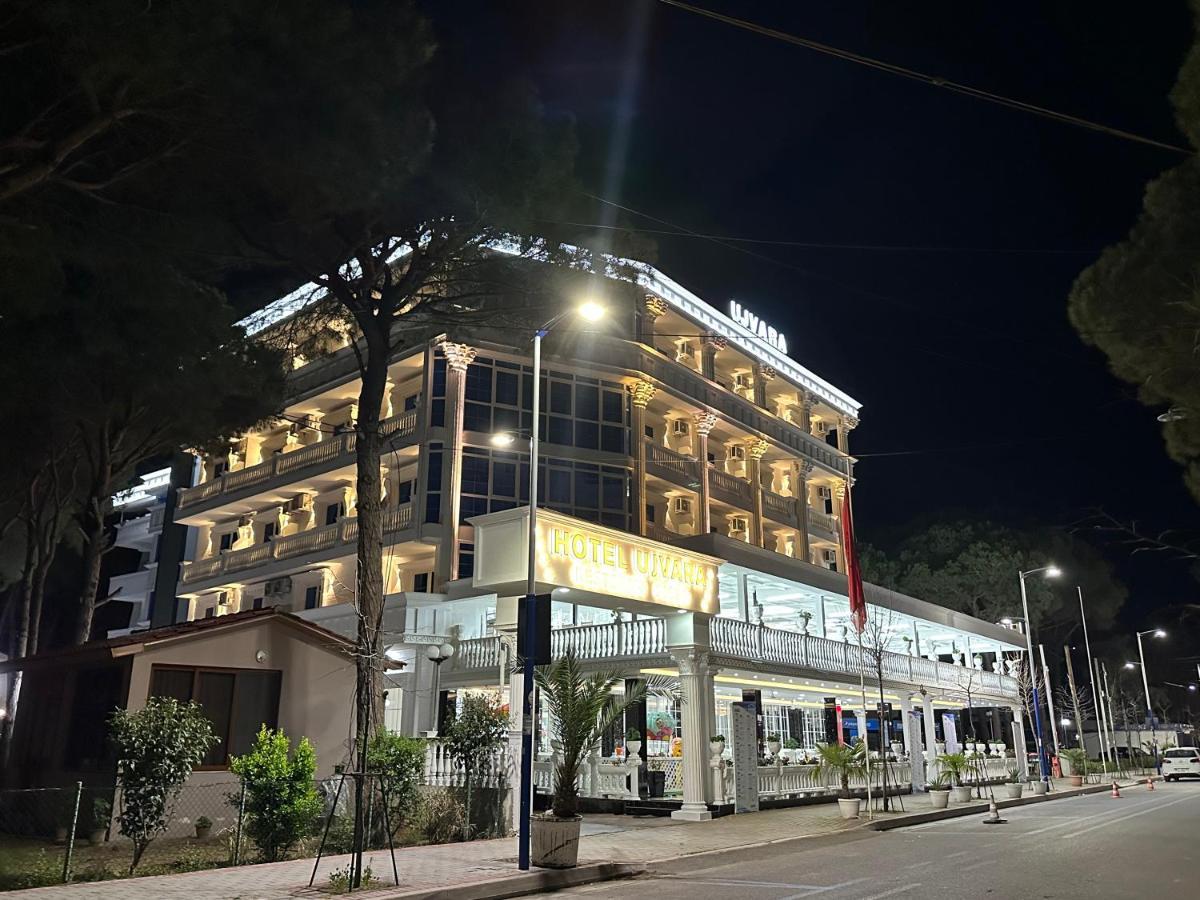 Ujvara Hotel Golem  Exterior foto